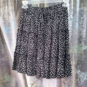 Japna brand, small size, white floral with black background